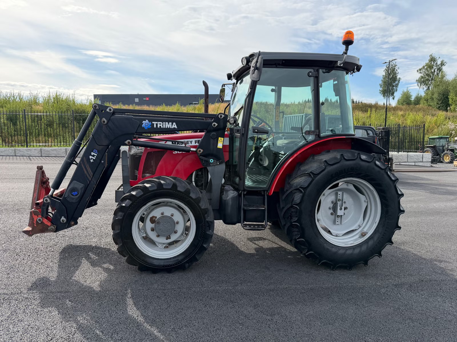 Massey Ferguson 3635, Anul 2011 - imagine 6