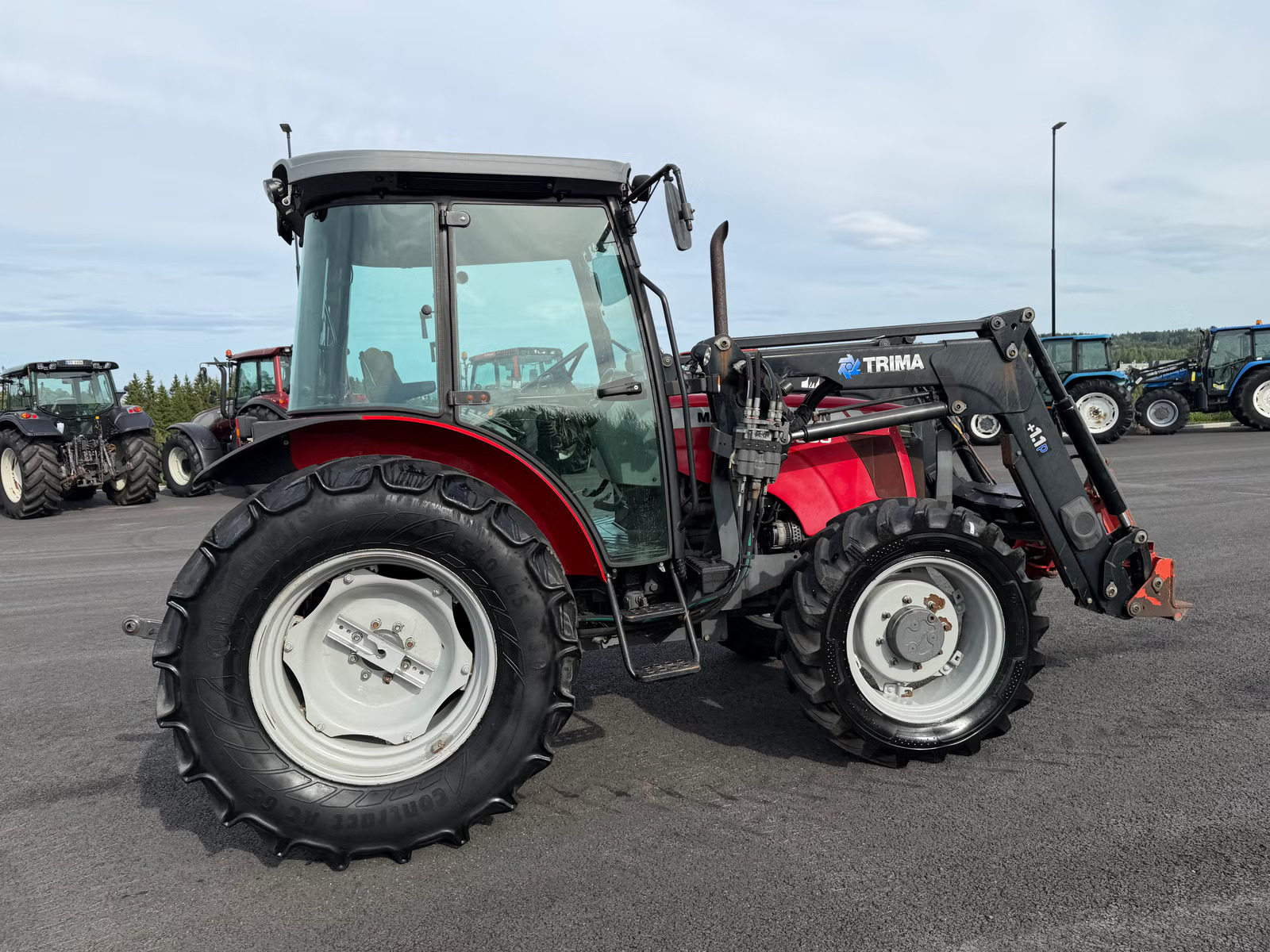 Massey Ferguson 3635, Anul 2011 - imagine 9