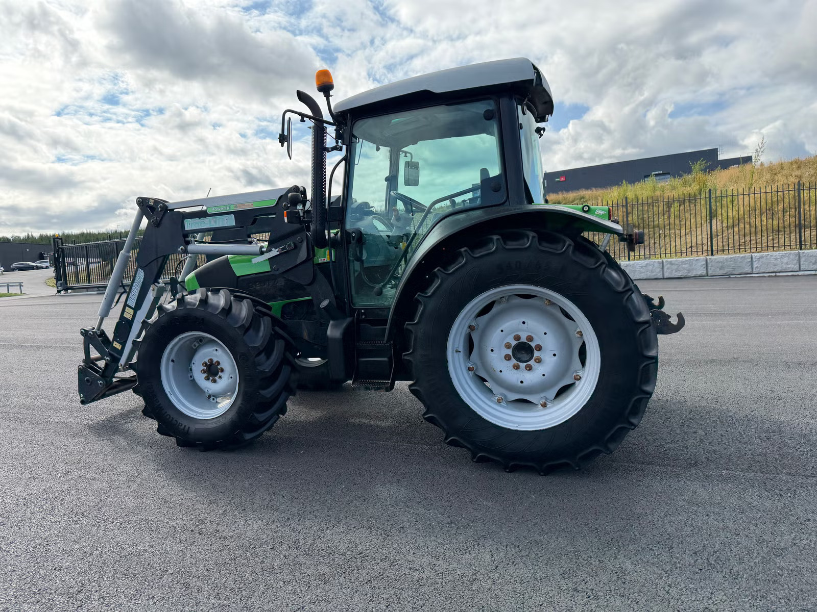 Deutz Fahr Agrofarm 420, Anul 2010 - imagine 8