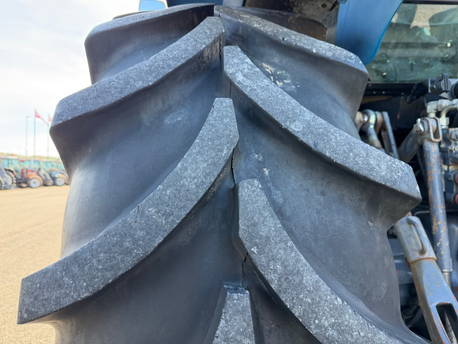 New Holland TS115, Anul 2000 - imagine 19