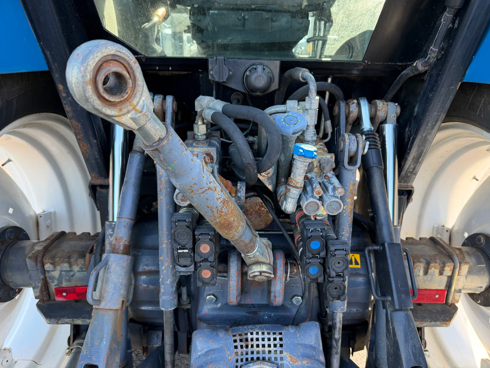 New Holland TS115, Anul 2000 - imagine 21