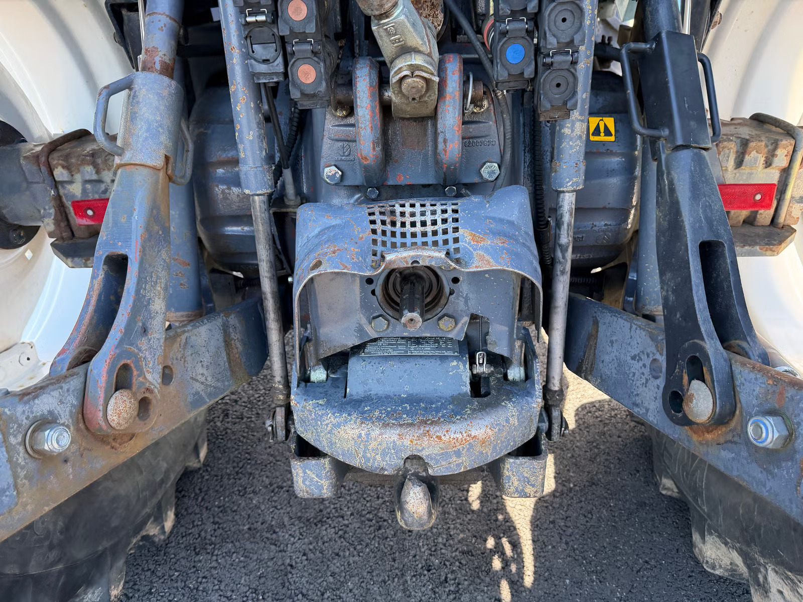 New Holland TS115, Anul 2000 - imagine 25
