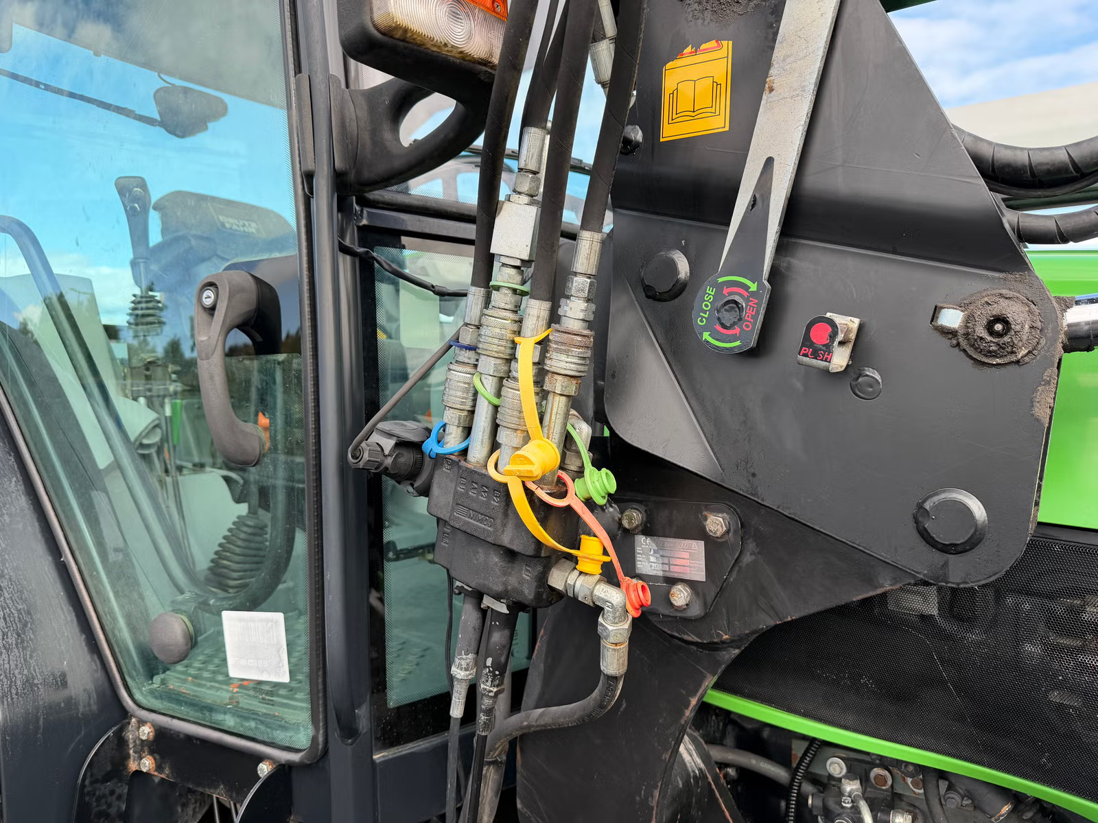 Deutz Fahr Agrofarm 420, Anul 2010 - imagine 25
