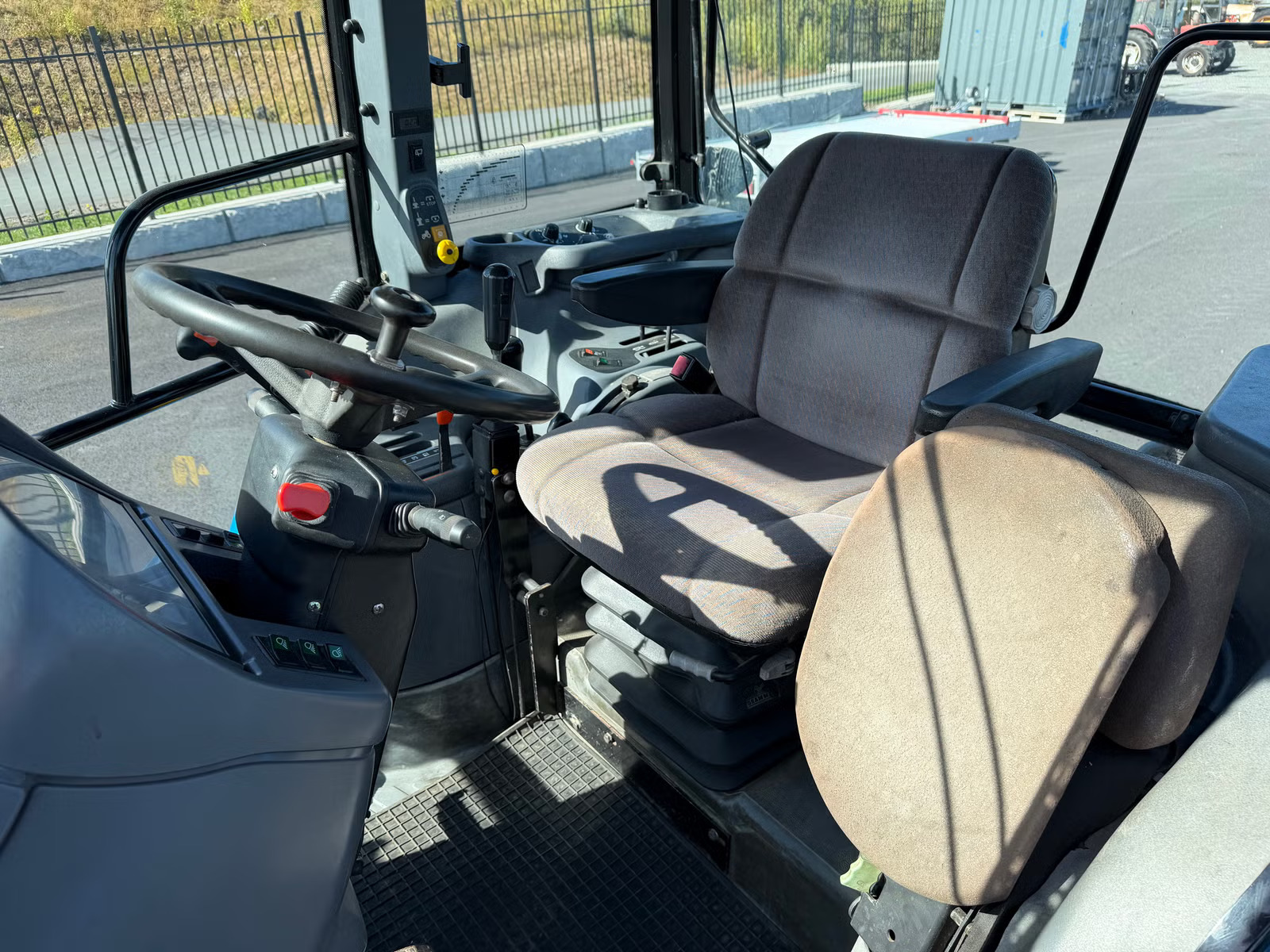 New Holland TS115, Anul 2000 - imagine 34