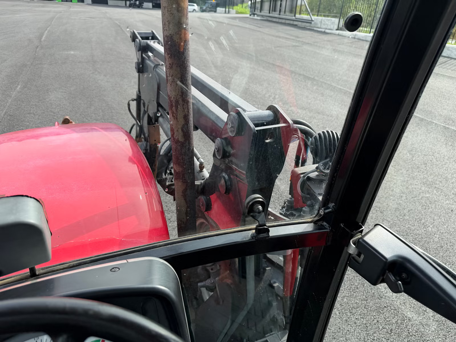 Massey Ferguson 3635, Anul 2011 - imagine 36