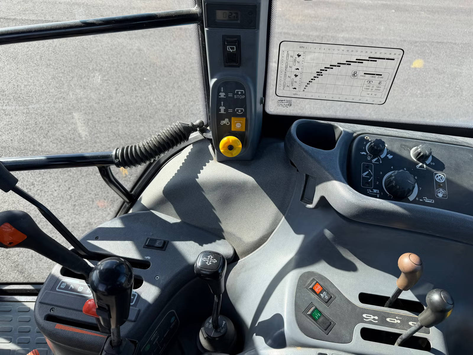 New Holland TS115, Anul 2000 - imagine 37