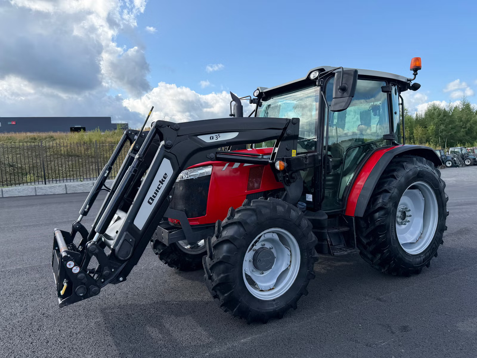 Massey Ferguson 4707, Anul 2019 - imagine 4
