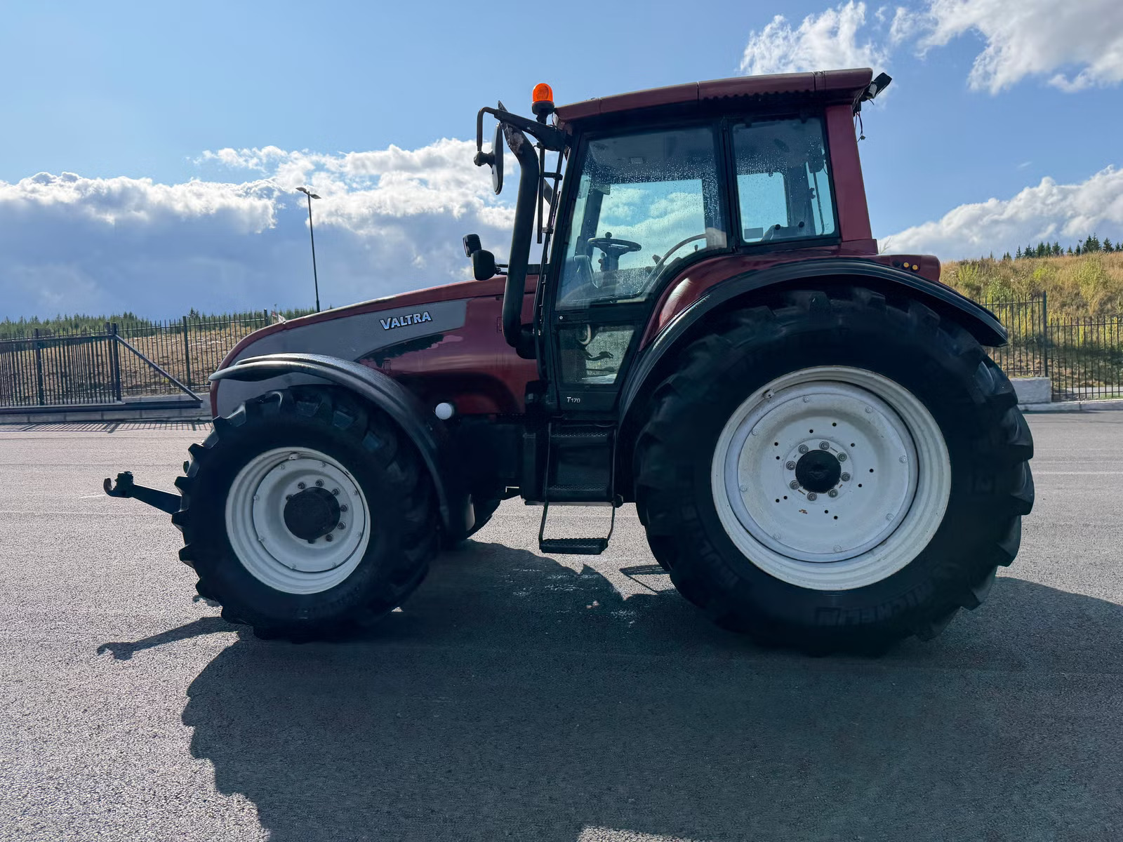 Valtra T-170, Anul 2004 - imagine 3