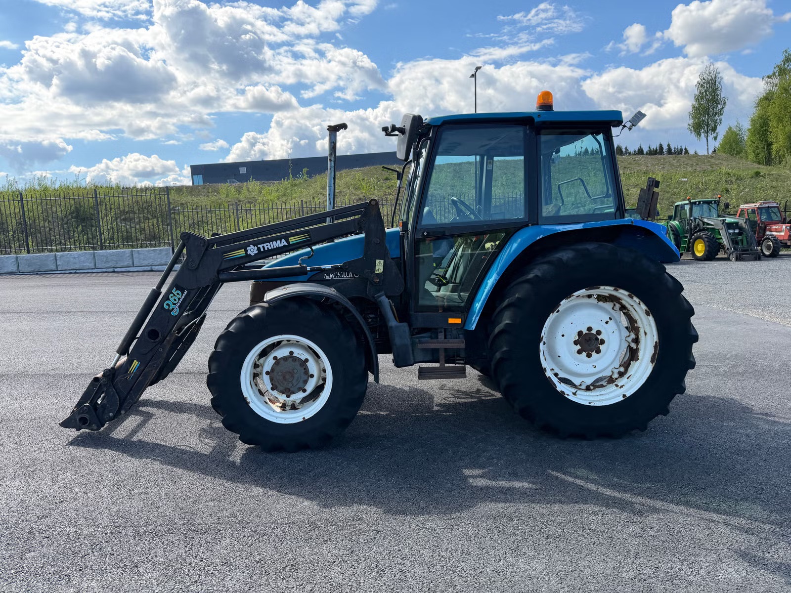 New Holland 7635, Anul 1998 - imagine 4