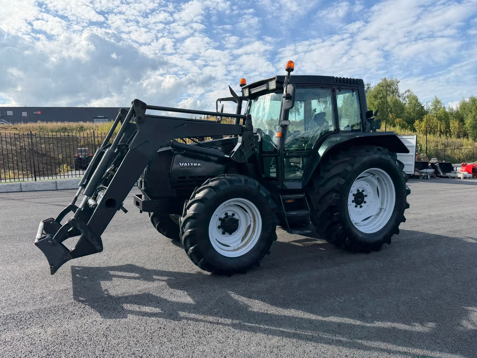 Valtra 6550, Anul 2002 - imagine 5