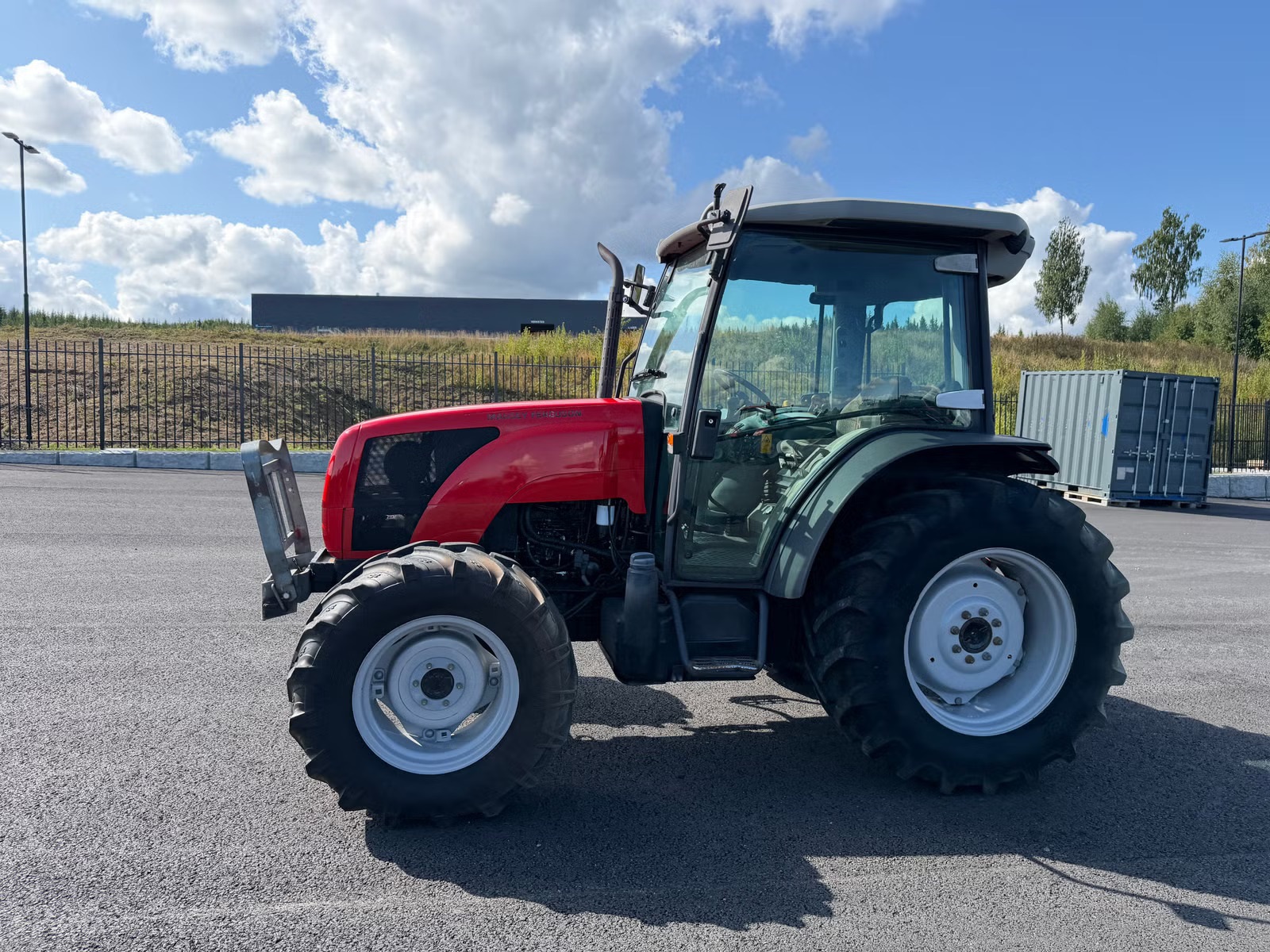 Massey Ferguson 2430, Anul 2005 - imagine 5