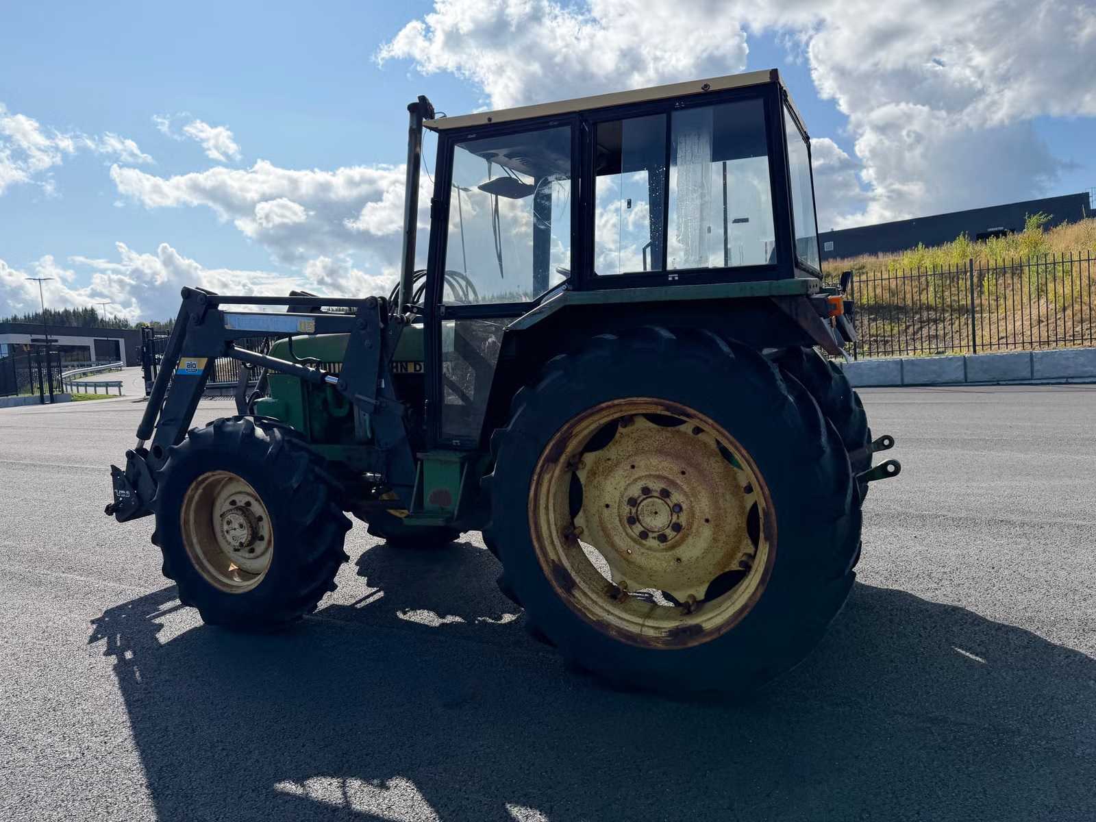 John Deere 2040, Anul 1981 - imagine 5