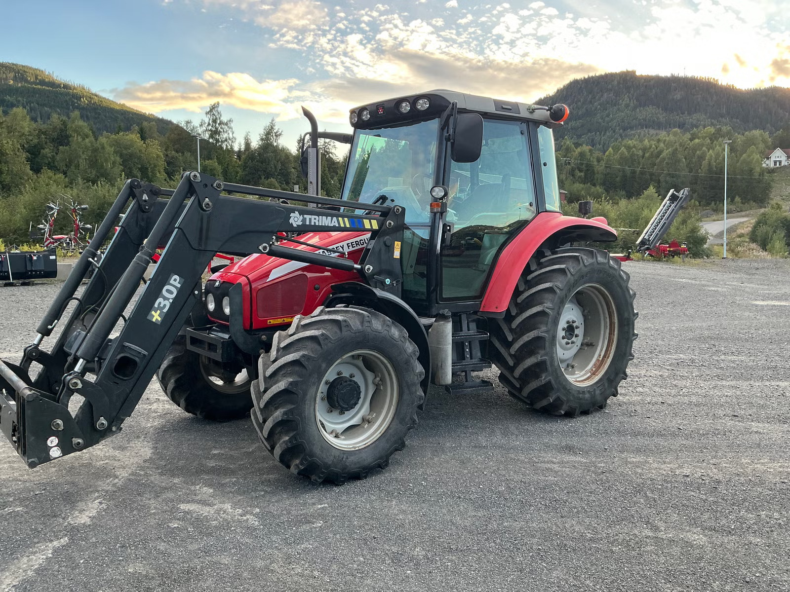 Massey Ferguson 5455, Anul 2005