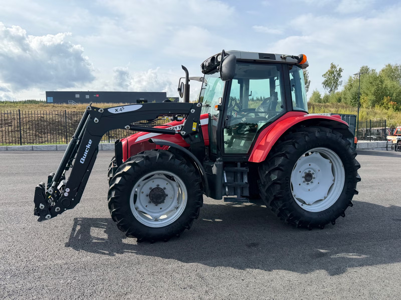 Massey Ferguson 5455, Anul 2005 - imagine 5
