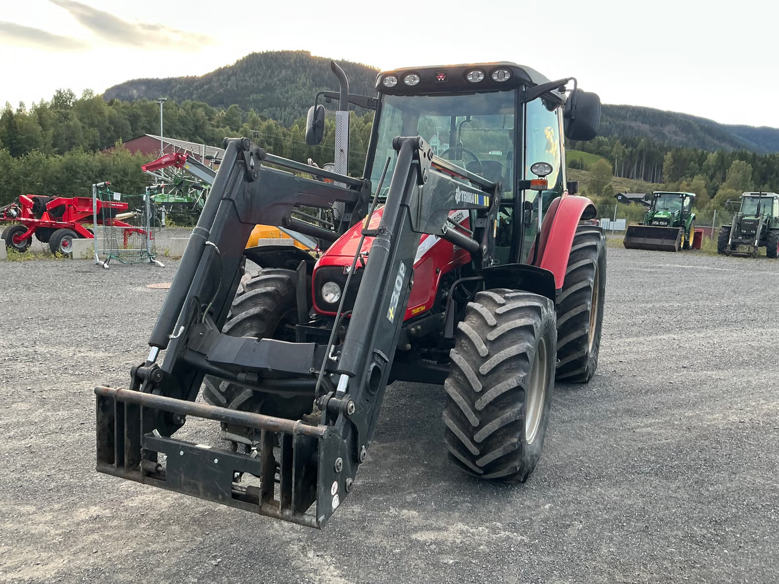 Massey Ferguson 5455, Anul 2005 - imagine 5