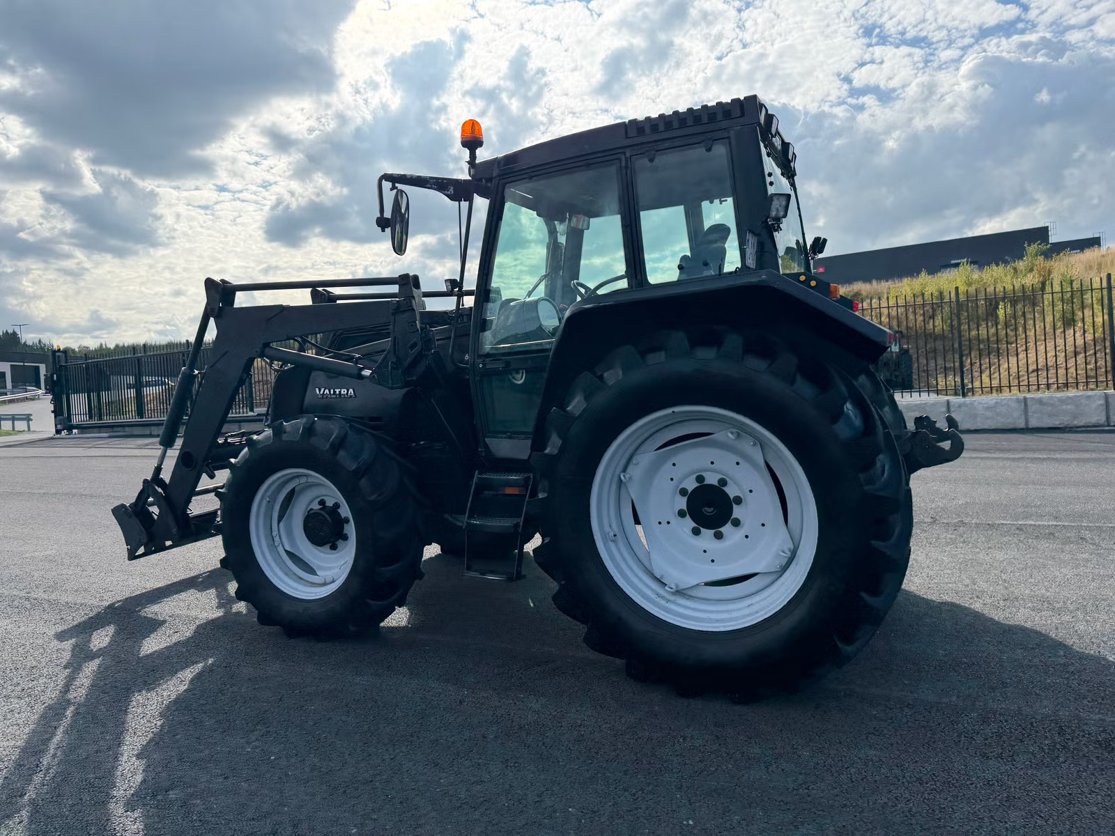 Valtra 6550, Anul 2002 - imagine 7