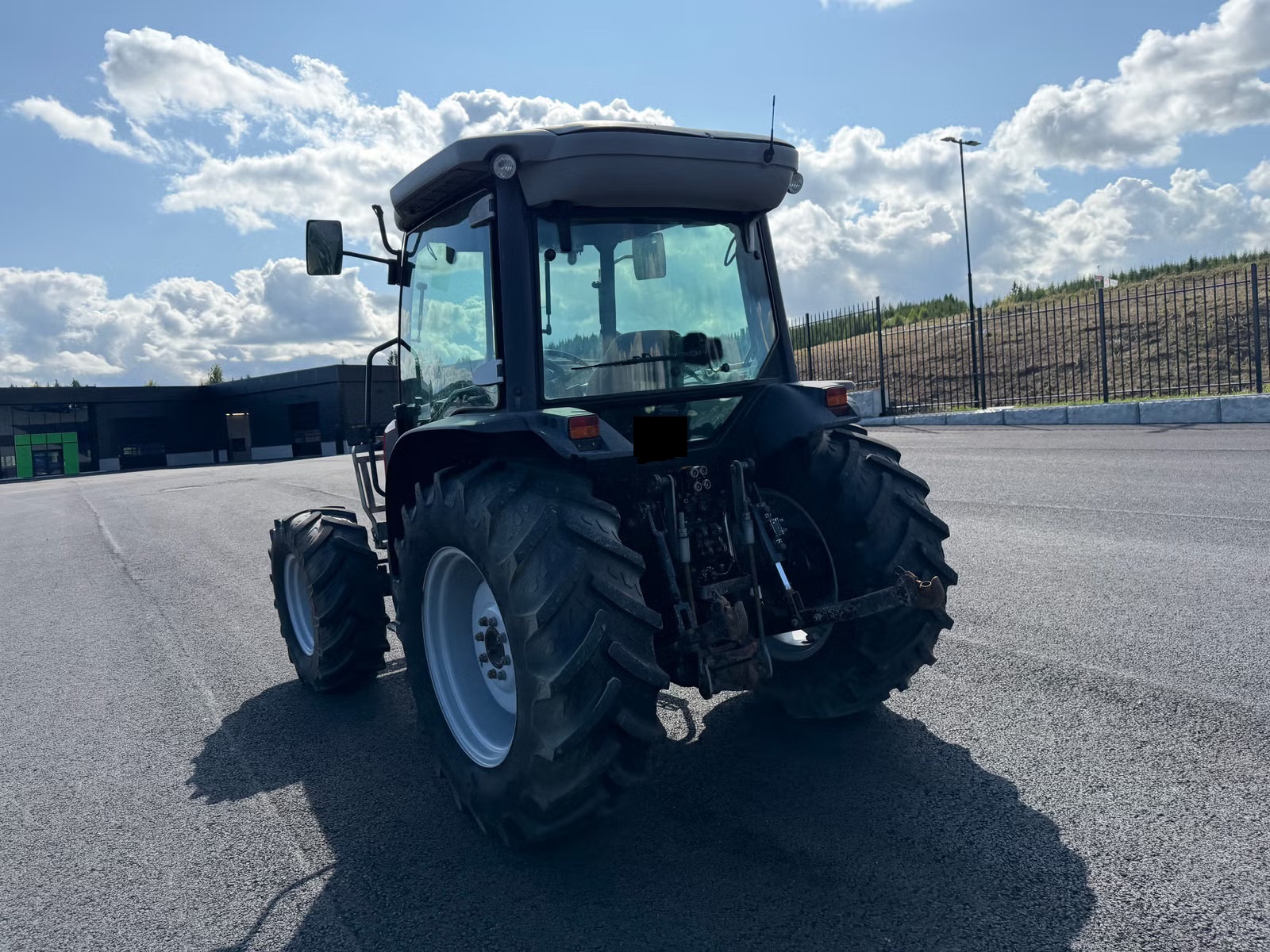 Massey Ferguson 2430, Anul 2005 - imagine 8