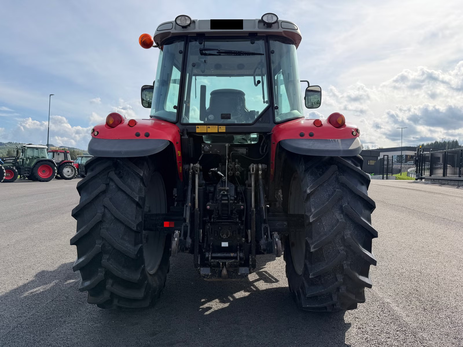 Massey Ferguson 5455, Anul 2005 - imagine 8