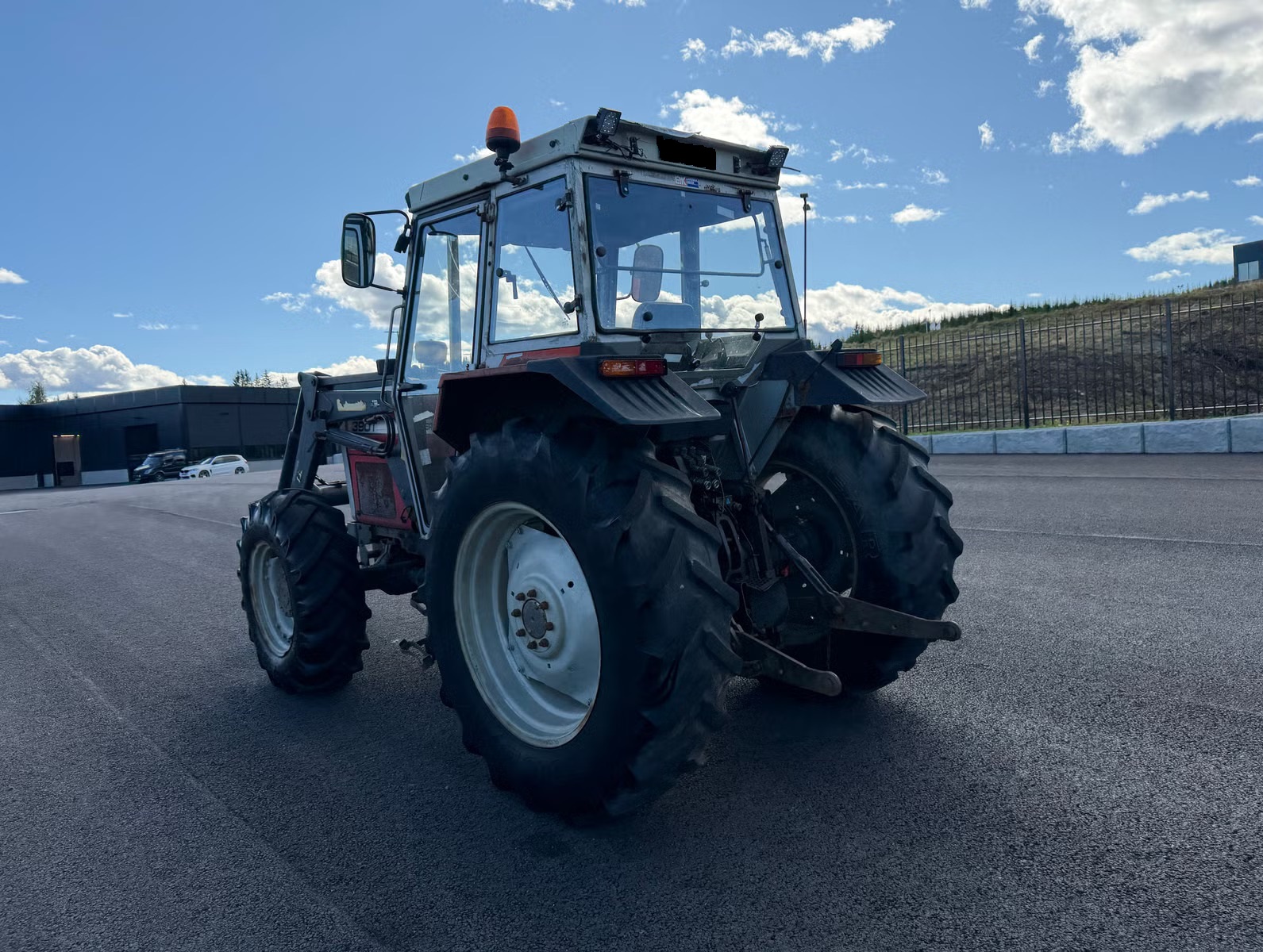 Massey Ferguson 390, Anul 1991 - imagine 9