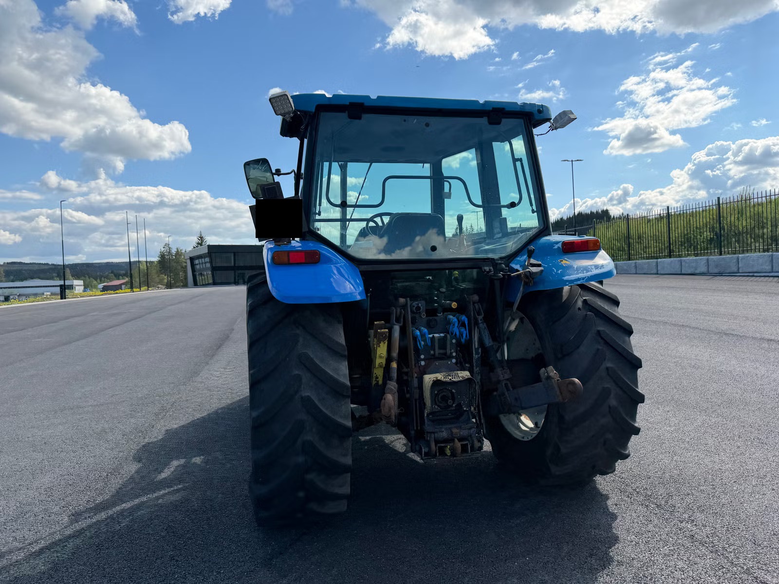 New Holland 7635, Anul 1998 - imagine 9