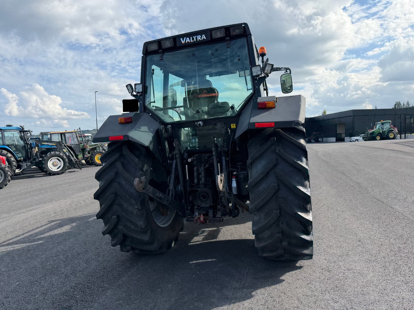 Valtra 6550, Anul 2002 - imagine 10