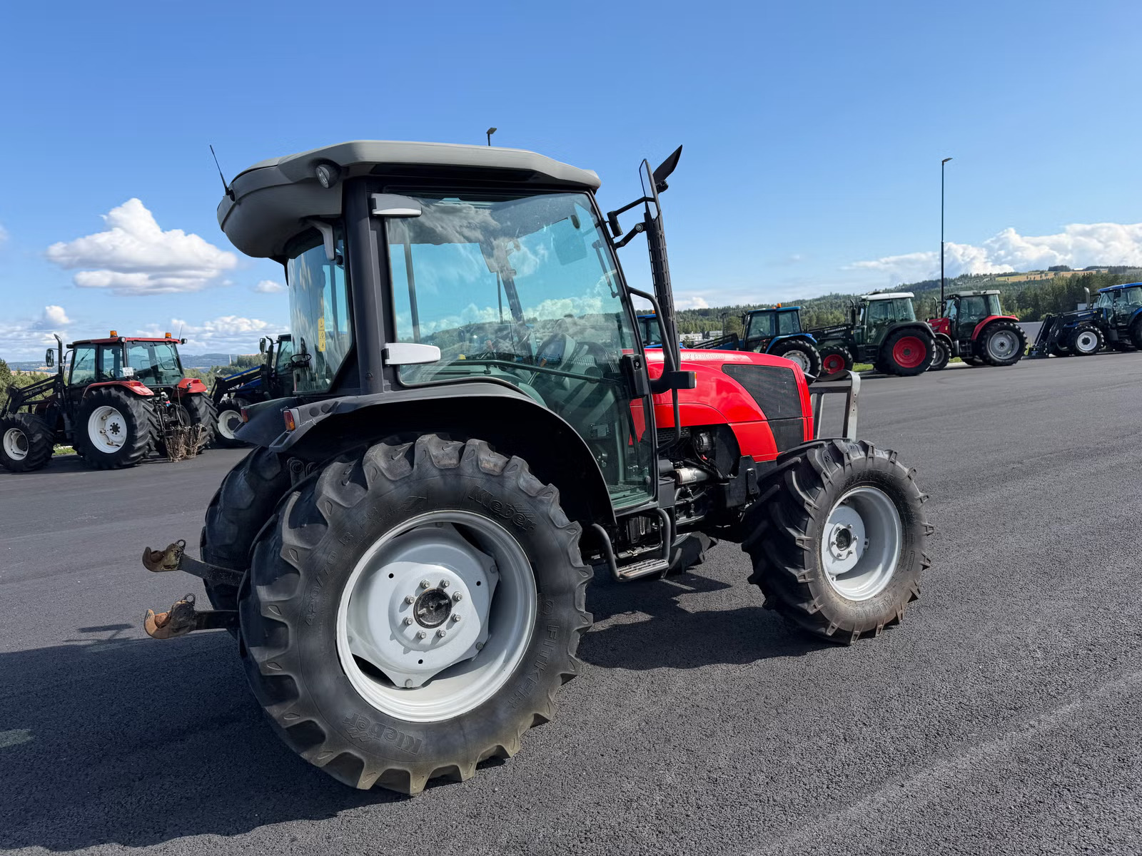 Massey Ferguson 2430, Anul 2005 - imagine 10