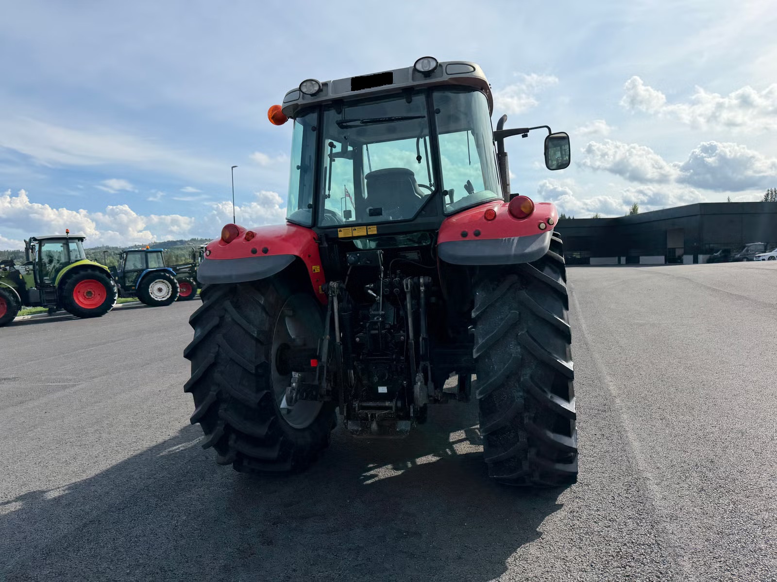 Massey Ferguson 5455, Anul 2005 - imagine 10