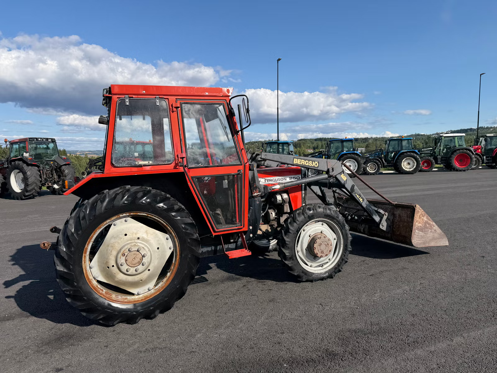 Massey Ferguson 250, Anul 1984 - imagine 11