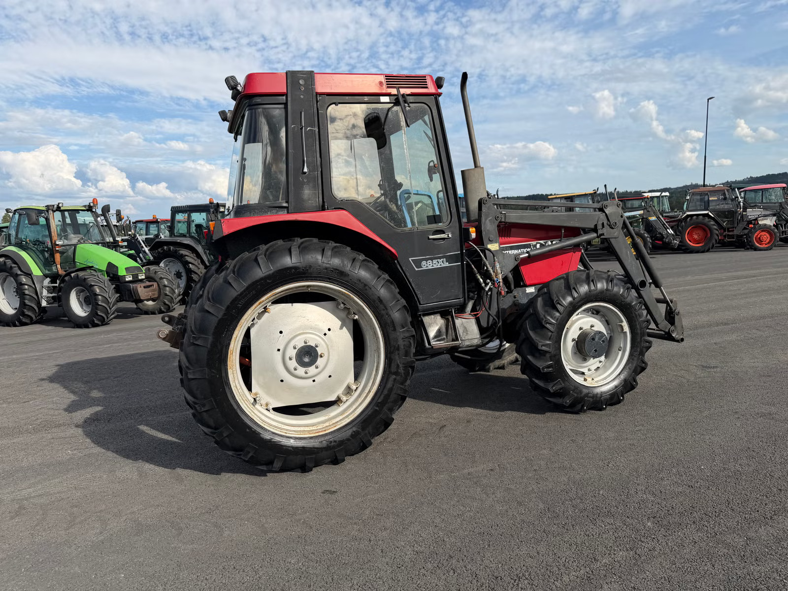 CASE IH 685 XL, Anul 1989 - imagine 11
