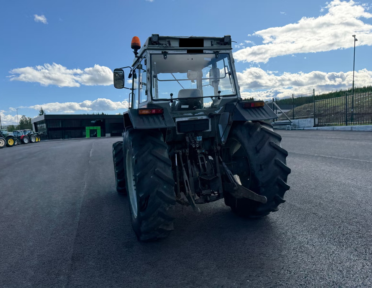 Massey Ferguson 390, Anul 1991 - imagine 11