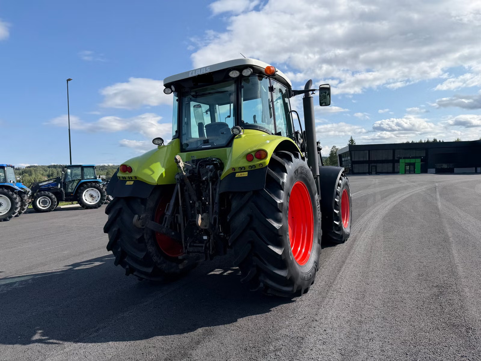 CLAAS ARION 640, Anul 2008 - imagine 11