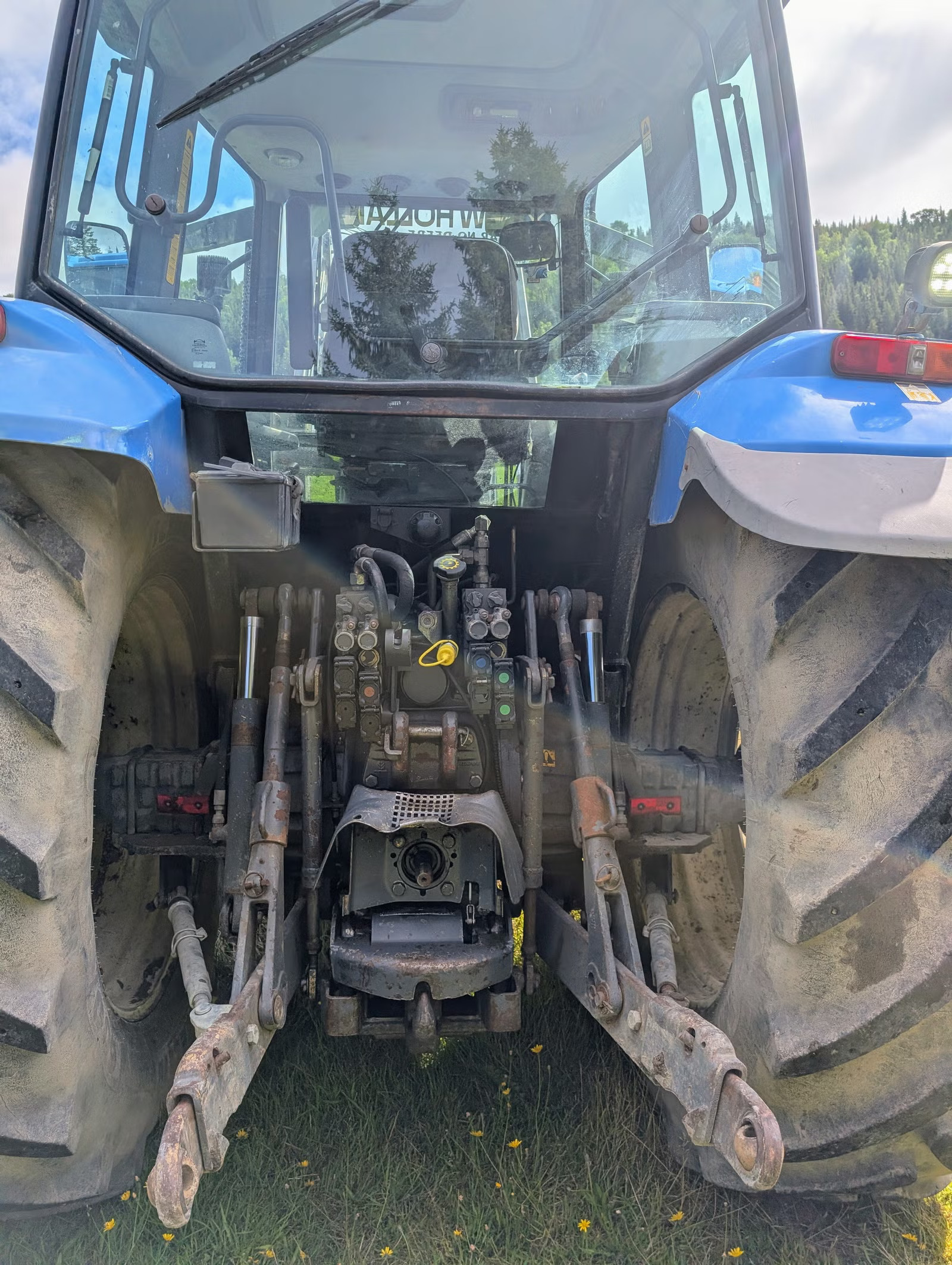New Holland TS115, Anul 2002 - imagine 11