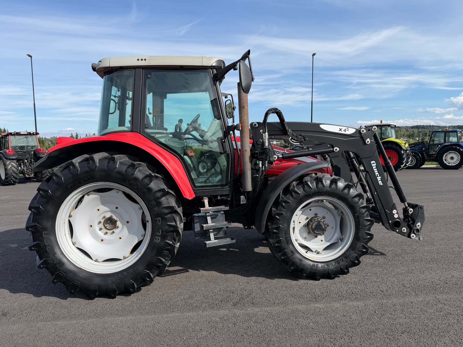 Massey Ferguson 5455, Anul 2005 - imagine 12