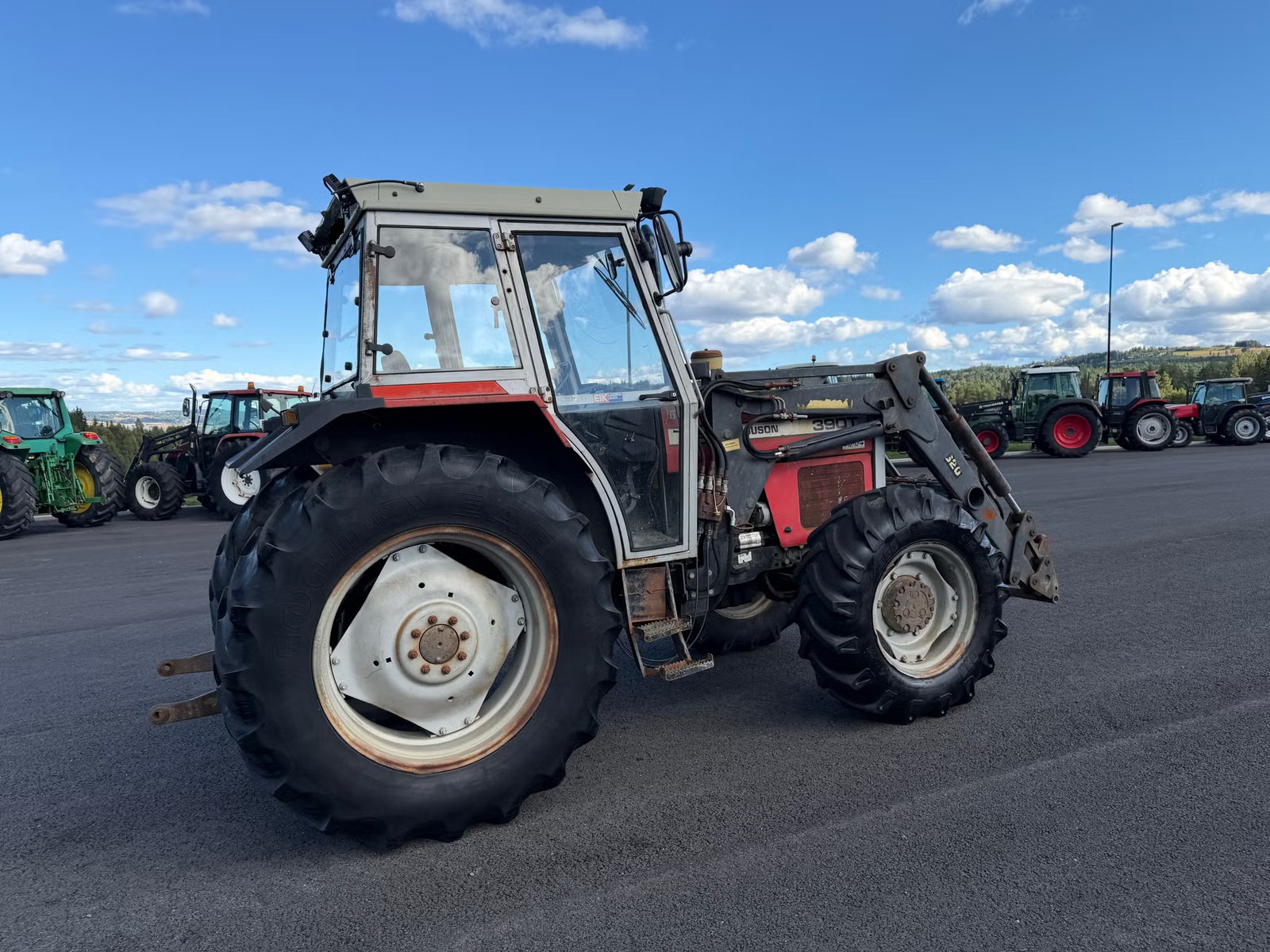 Massey Ferguson 390, Anul 1991 - imagine 13