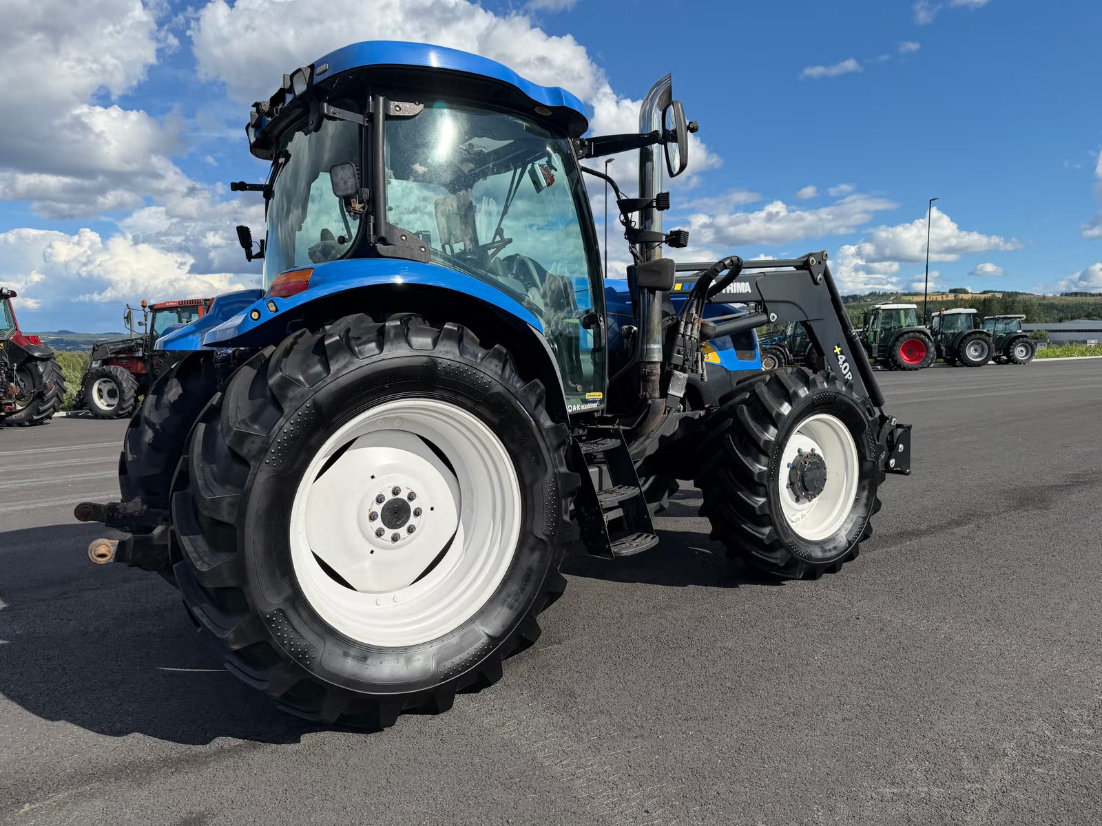 New Holland TS 115 A, Anul 2003 - imagine 13