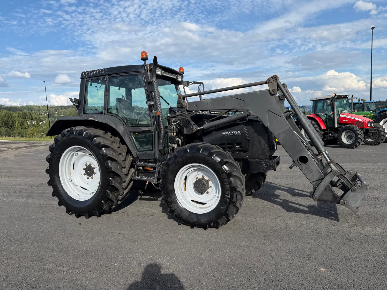 Valtra 6550, Anul 2002 - imagine 13