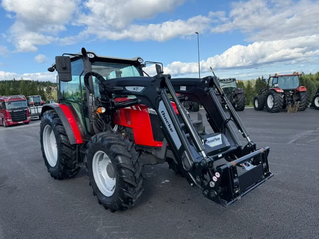 Massey Ferguson 4707, Anul 2019 - imagine 2