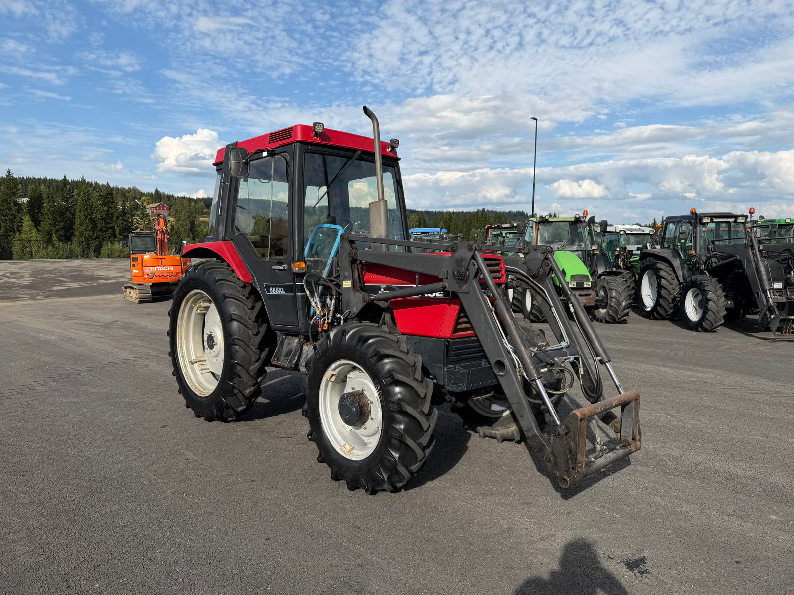 CASE IH 685 XL, Anul 1989 - imagine 2