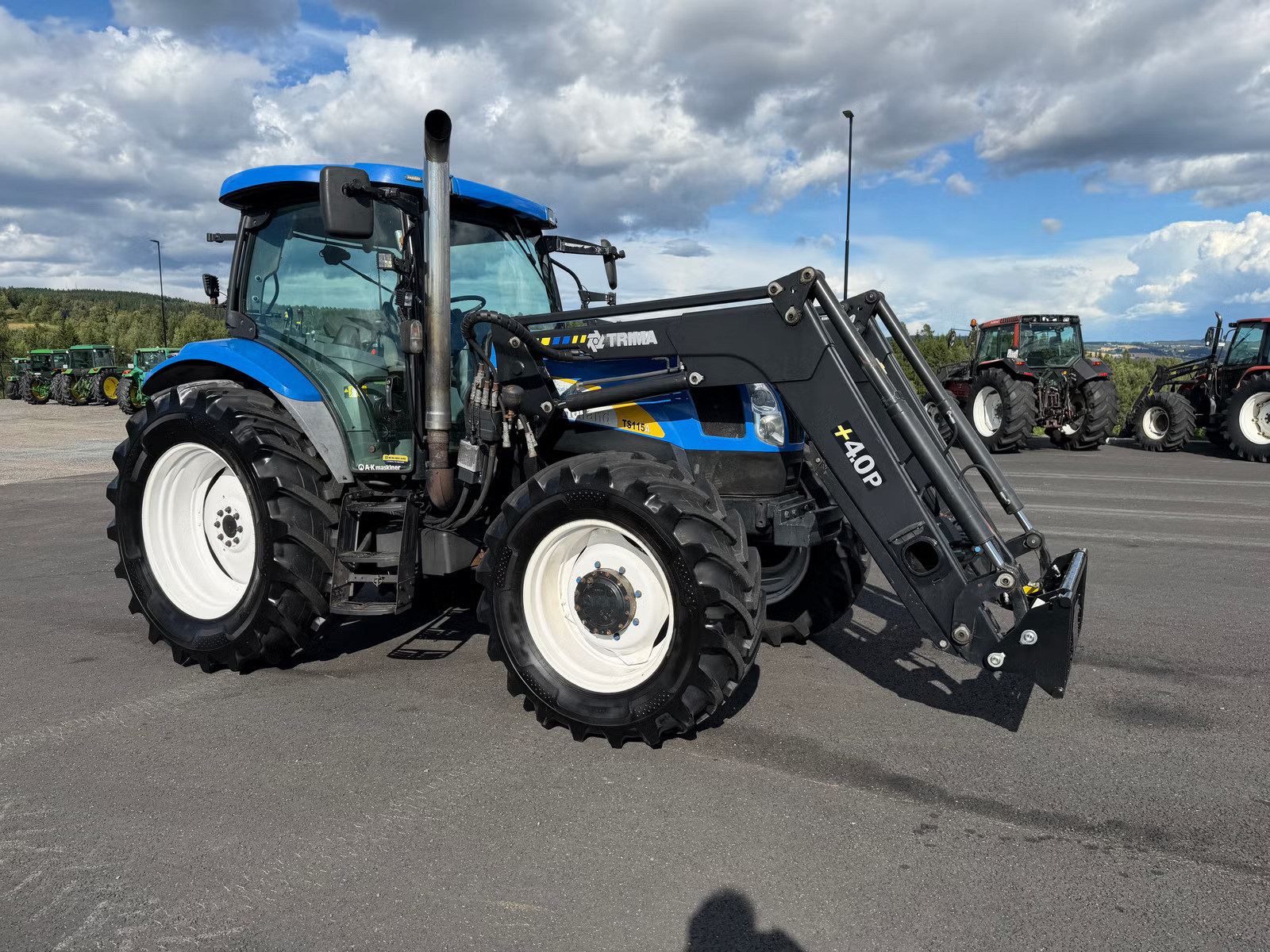 New Holland TS 115 A, Anul 2003 - imagine 14