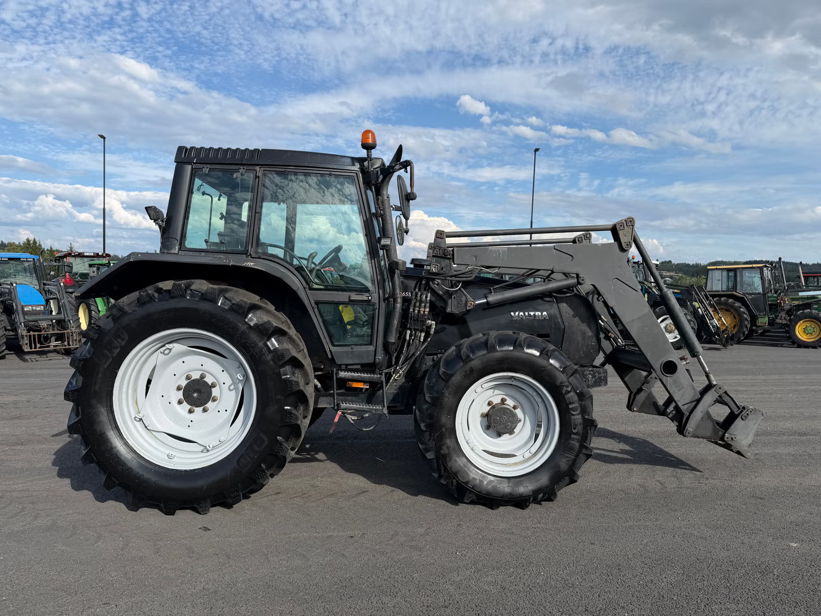 Valtra 6550, Anul 2002 - imagine 14