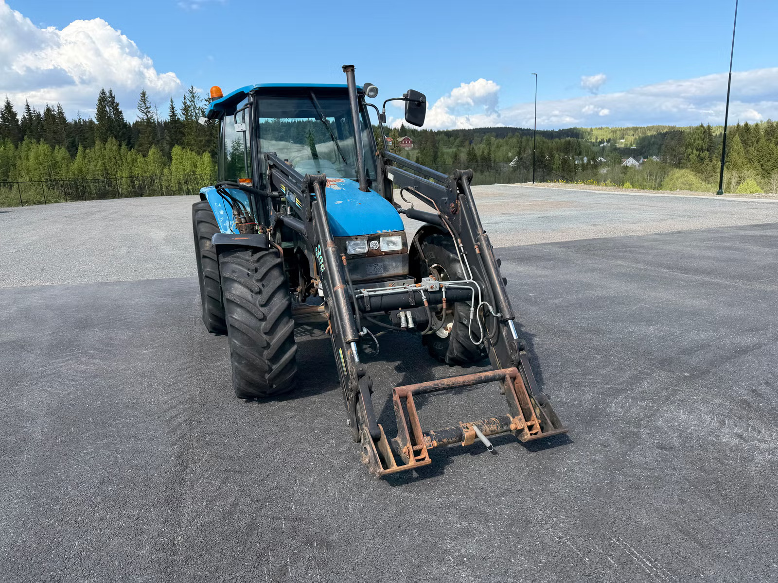 New Holland 7635, Anul 1998 - imagine 14