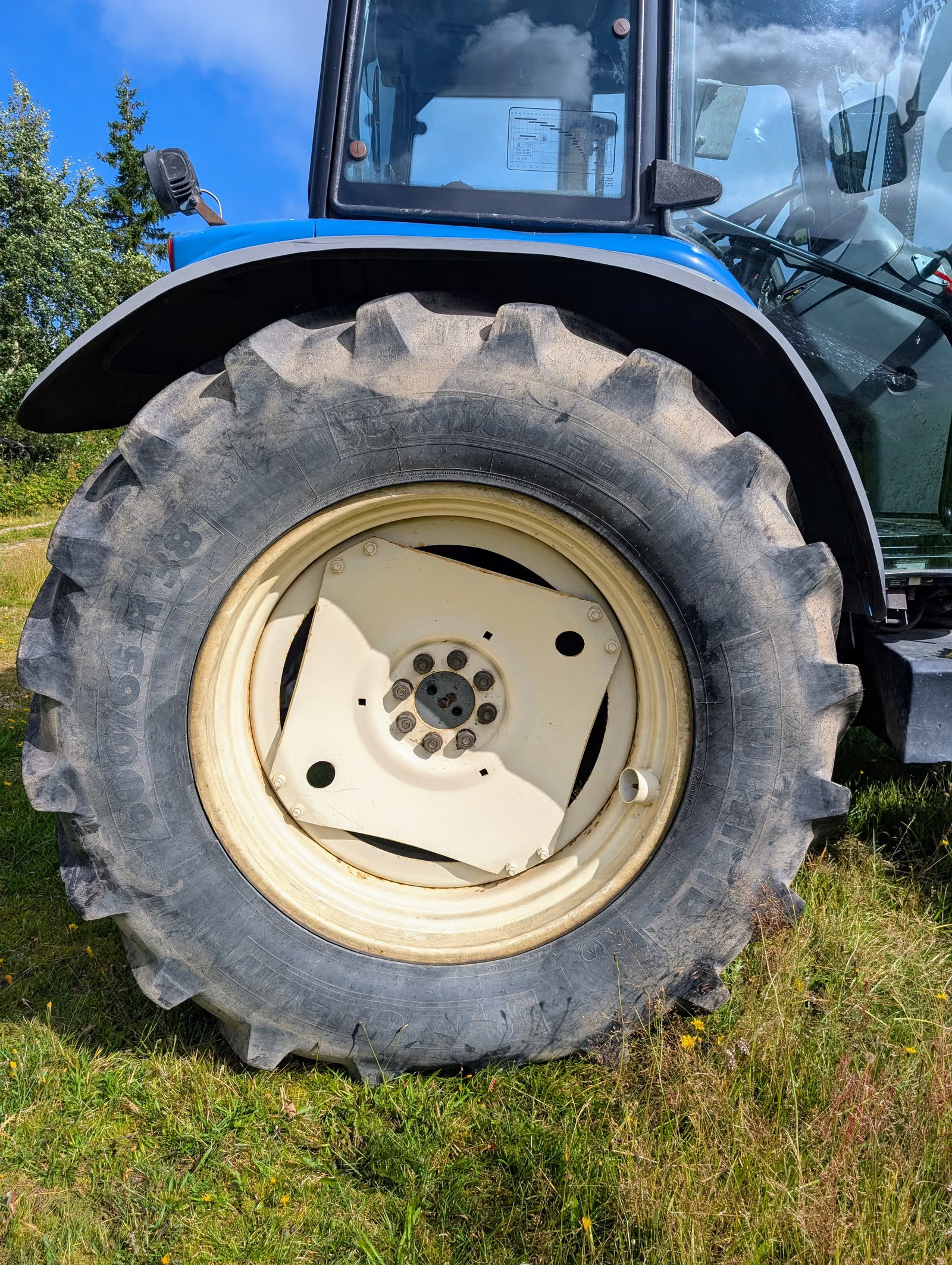 New Holland TS115, Anul 2002 - imagine 14