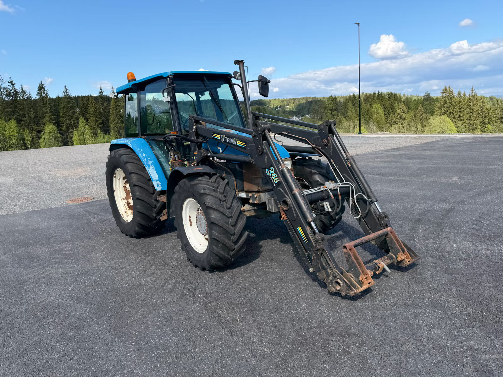 New Holland 7635, Anul 1998 - imagine 16