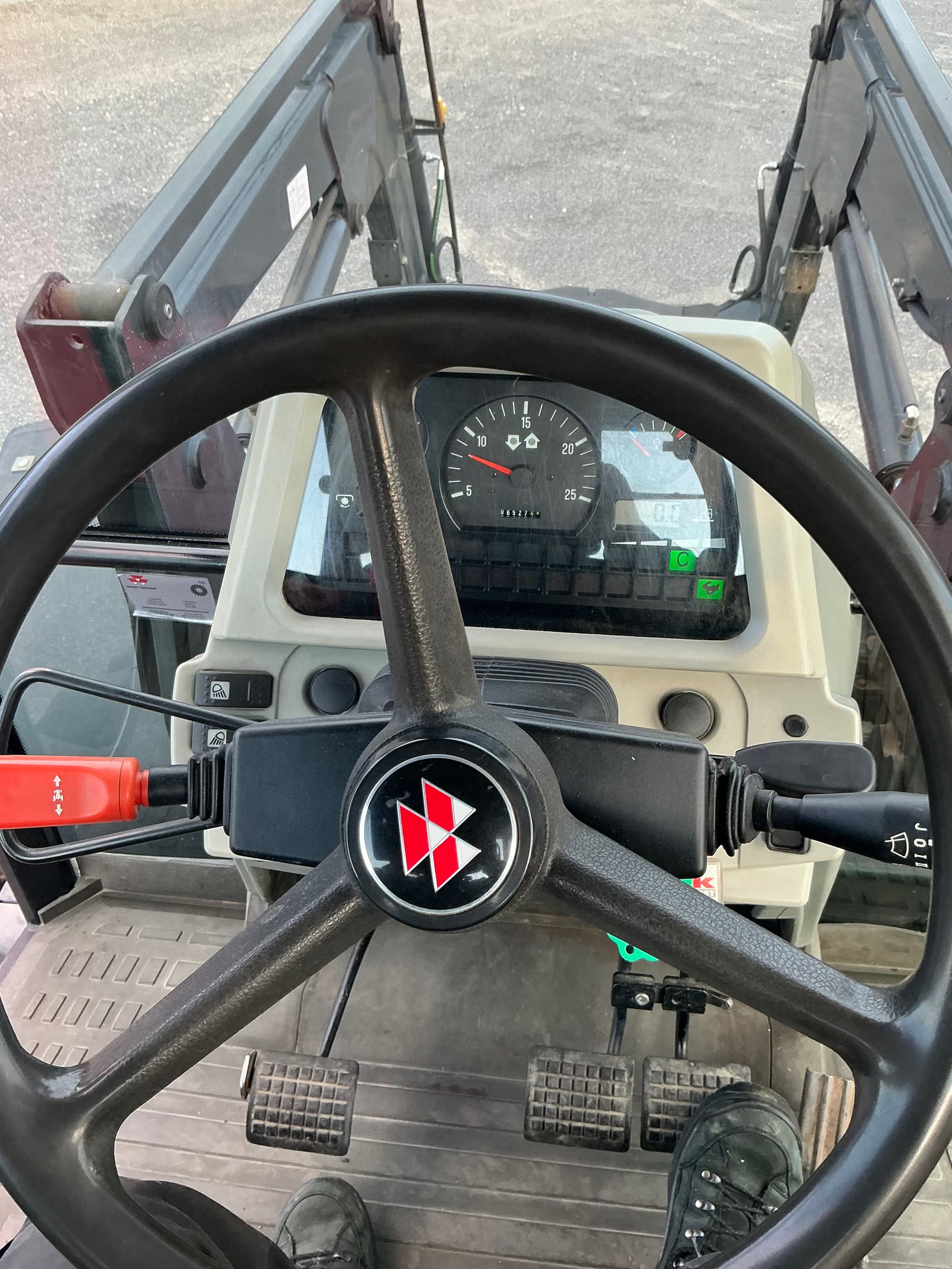 Massey Ferguson 5455, Anul 2005 - imagine 17