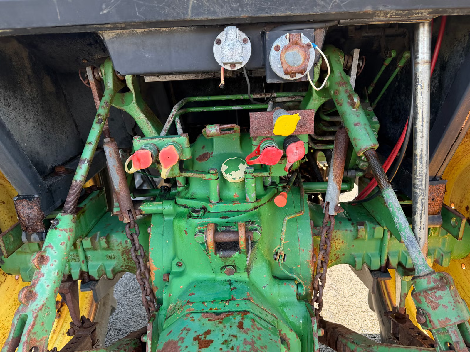 John Deere 2040, Anul 1981 - imagine 21