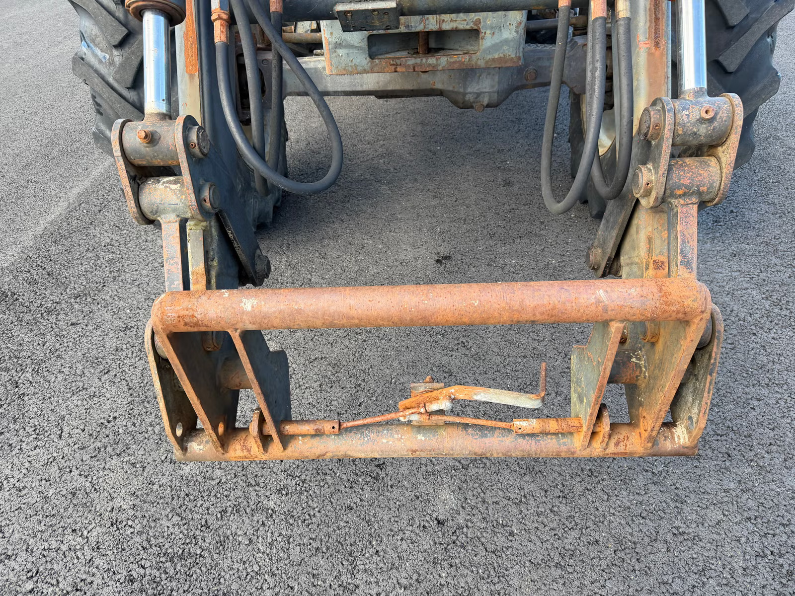 Massey Ferguson 390, Anul 1991 - imagine 22
