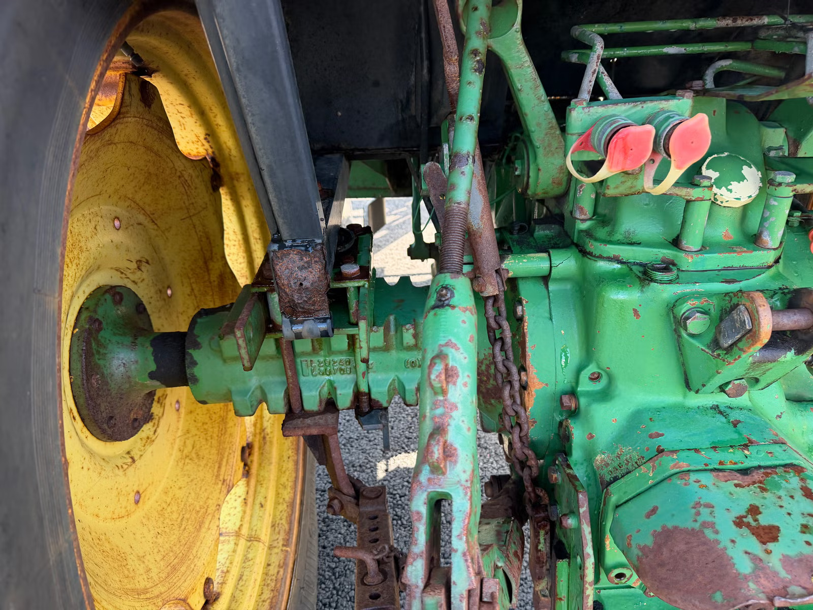 John Deere 2040, Anul 1981 - imagine 24