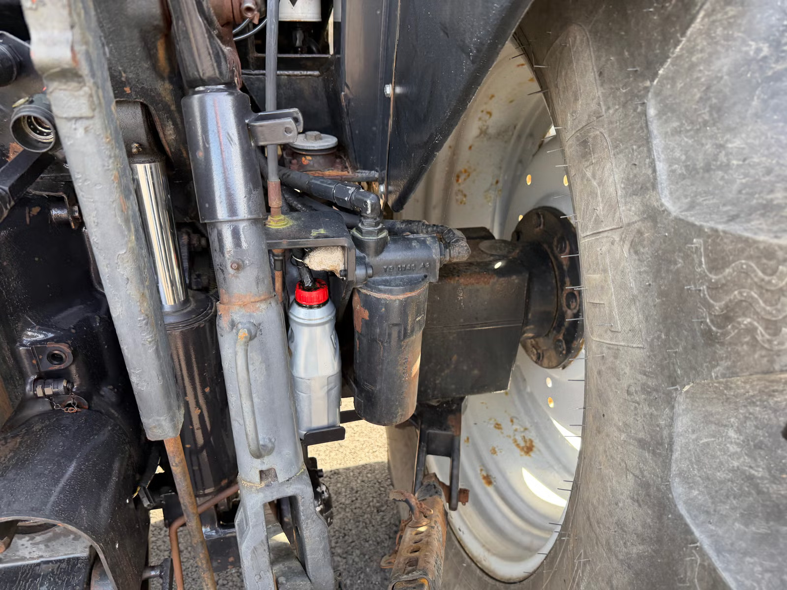 Valtra 6550, Anul 2002 - imagine 25