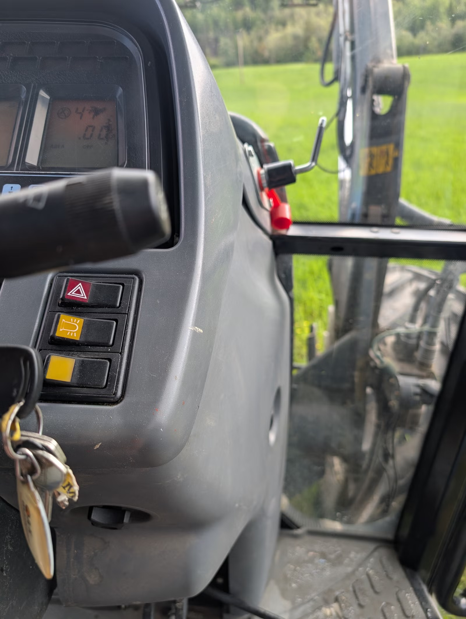 New Holland TS115, Anul 2002 - imagine 26