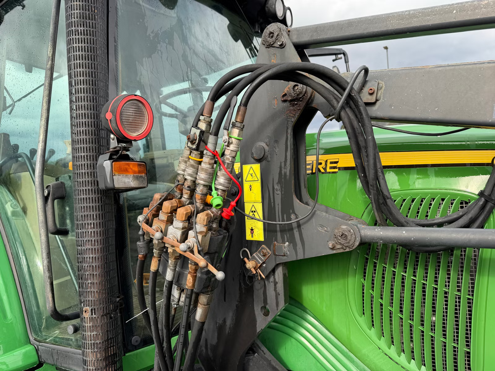 John Deere 6320, Anul 2002 - imagine 29